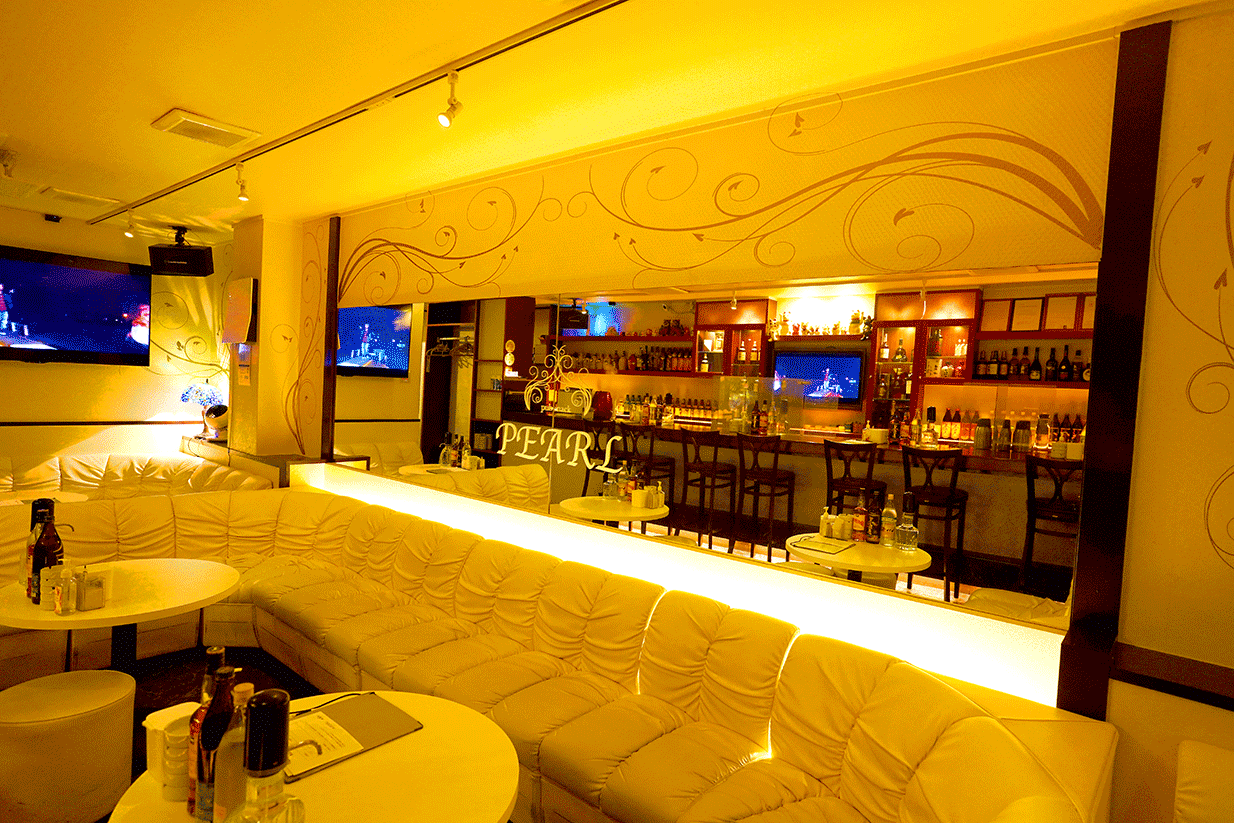 駒ヶ根唯一のキャバクラ パール